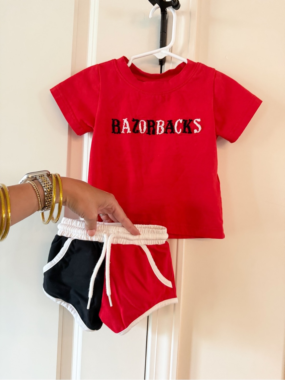 French Knot  Razorbacks Red Tee and Two-Tone Shorts Set Smocked